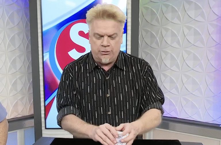2-Time Comedy Magician of the Year Chipper Lowell Stuns Audiences with Mind-Blowing Performance